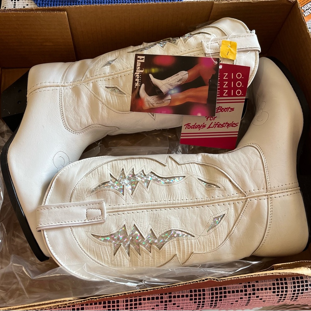 Capezio cowboy boots   White woman’s size 7